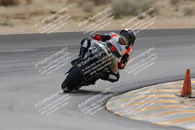 media/Dec-17-2022-SoCal Trackdays (Sat) [[224abd9271]]/Turn 10 Backside (120pm)/